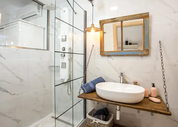 Salt N Mellow * Faliráki