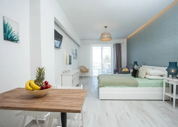 Salt N Mellow Faliráki